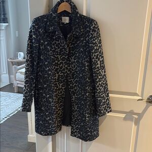 Black and Gray Leopard Print loft Jacket